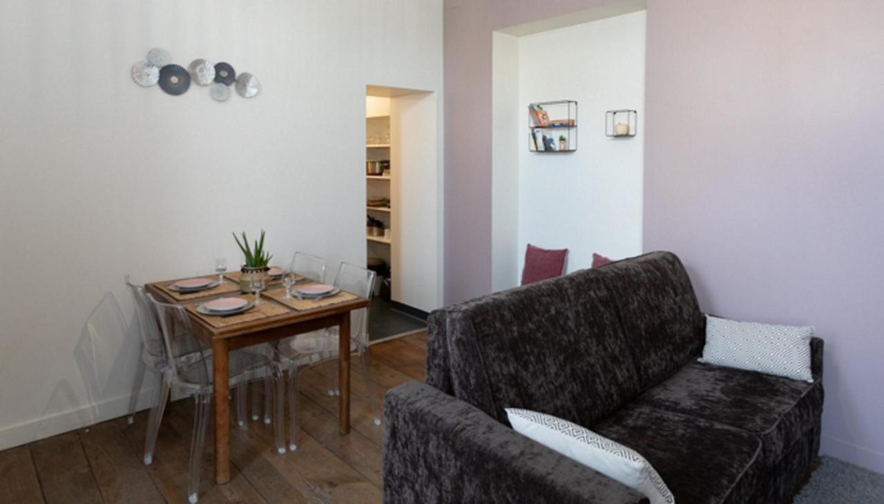 Val Cocherel - Hotel Le Challonge Динан Екстериор снимка